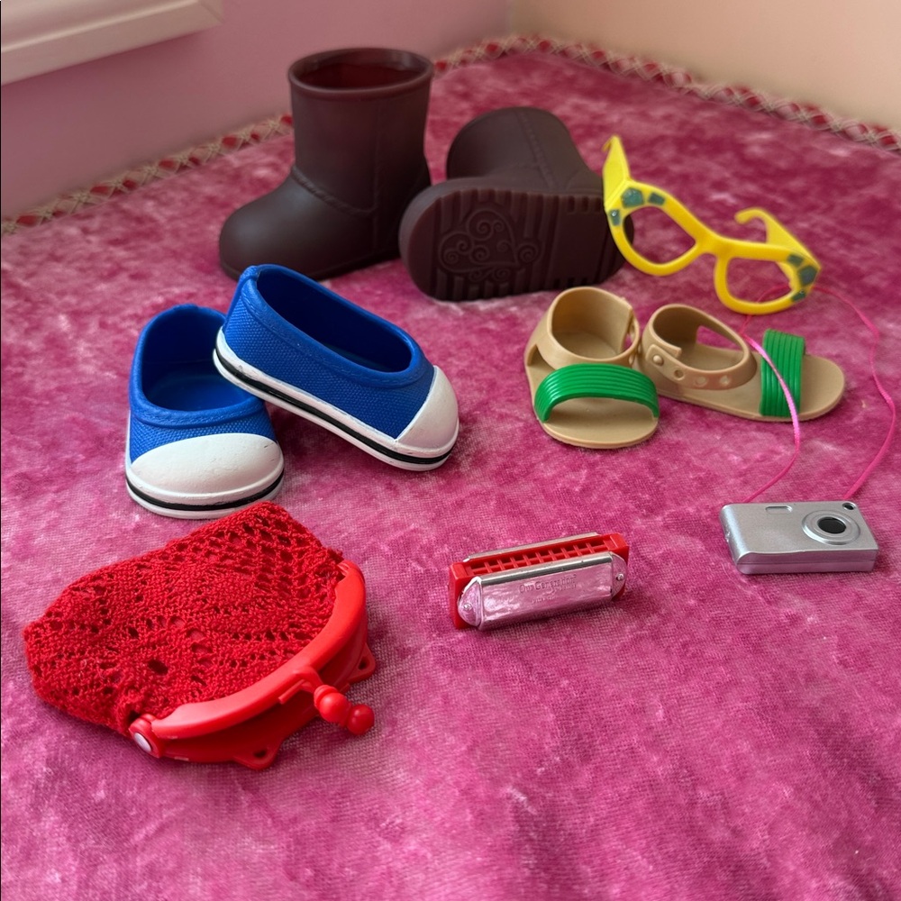 American Girl 18 inch doll One Generation OG shoes boots camera toy harmonica